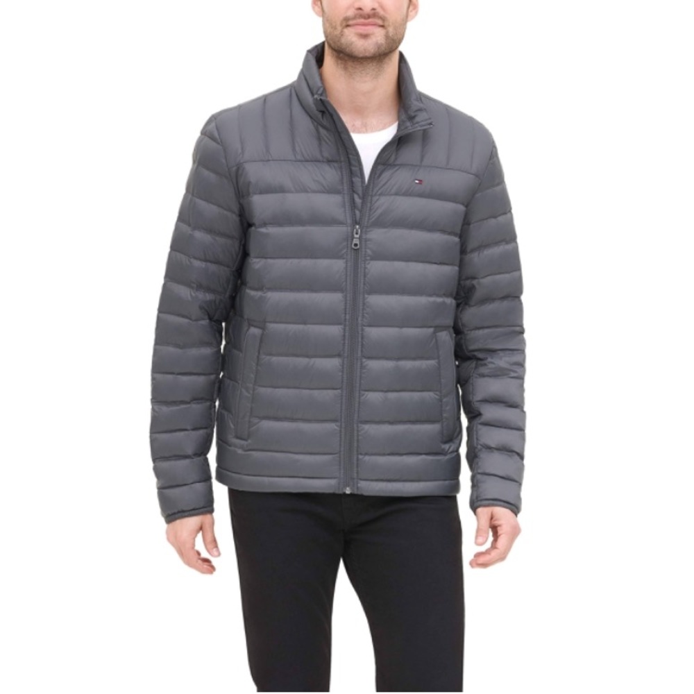 Tommy Hilfiger Men’s packable jacket